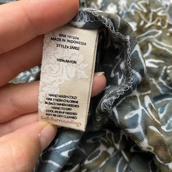 NWT Soft Surroundings Lightweight Open Front Kimono Cardigan - Picture 8 of 11